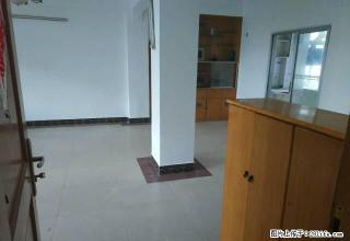南北通透楼梯房170平板楼配齐家电家具 - 海口28生活网 haikou.28life.net